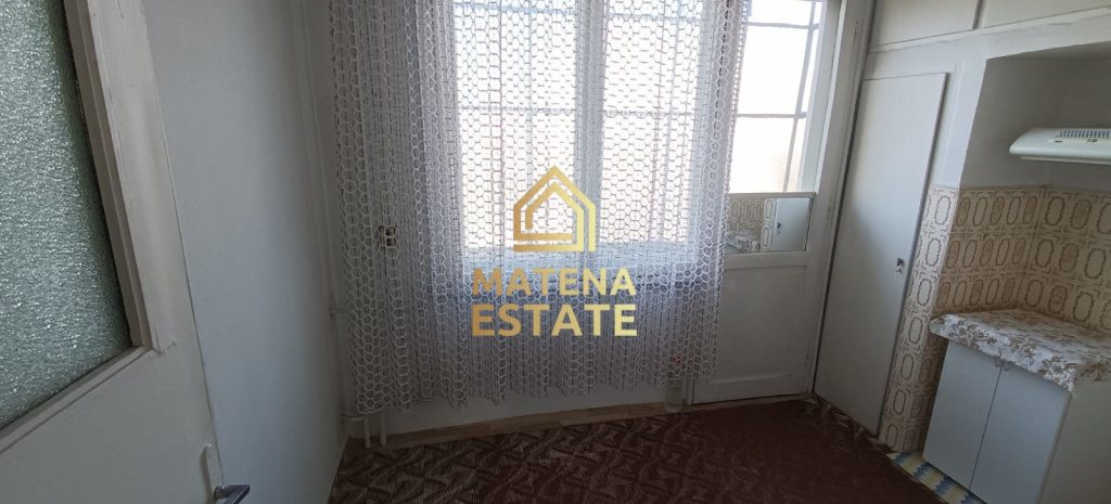 Двустаен апартамент за продажба в гр. Шумен, кв. Херсон