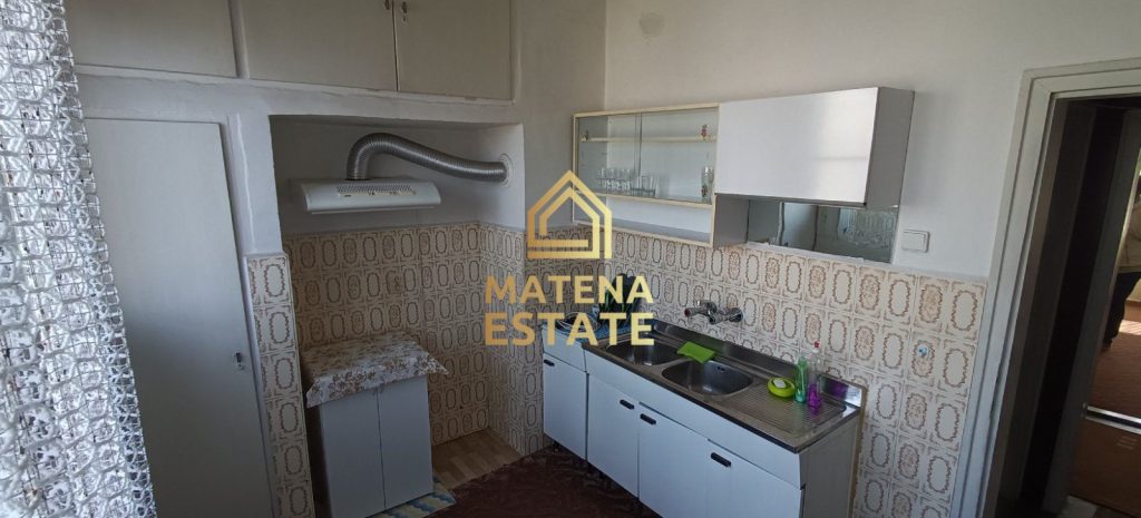Двустаен апартамент за продажба в гр. Шумен, кв. Херсон