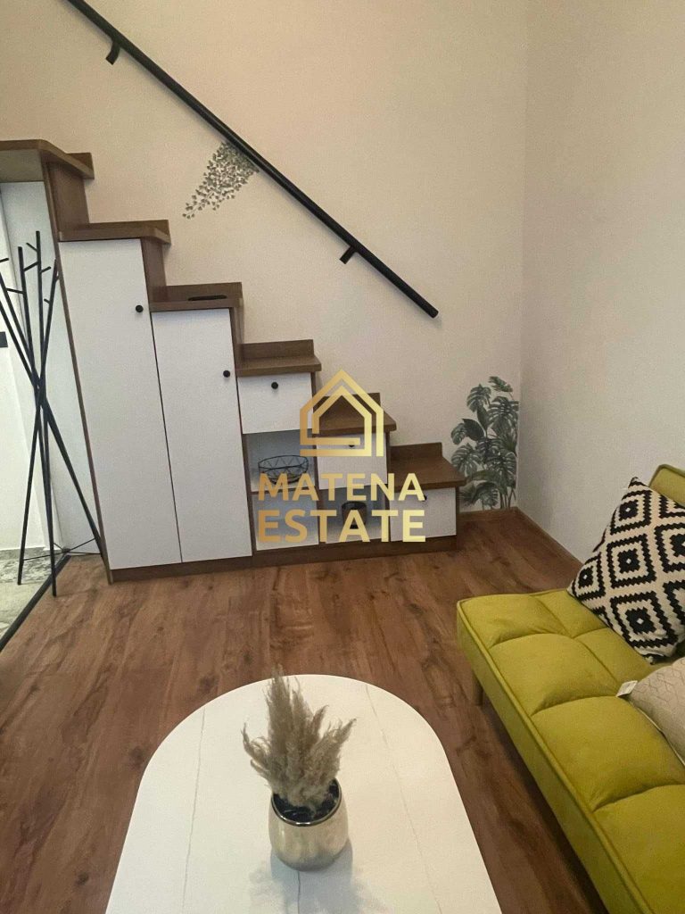 Луксозен едностаен апартамент в София, Център