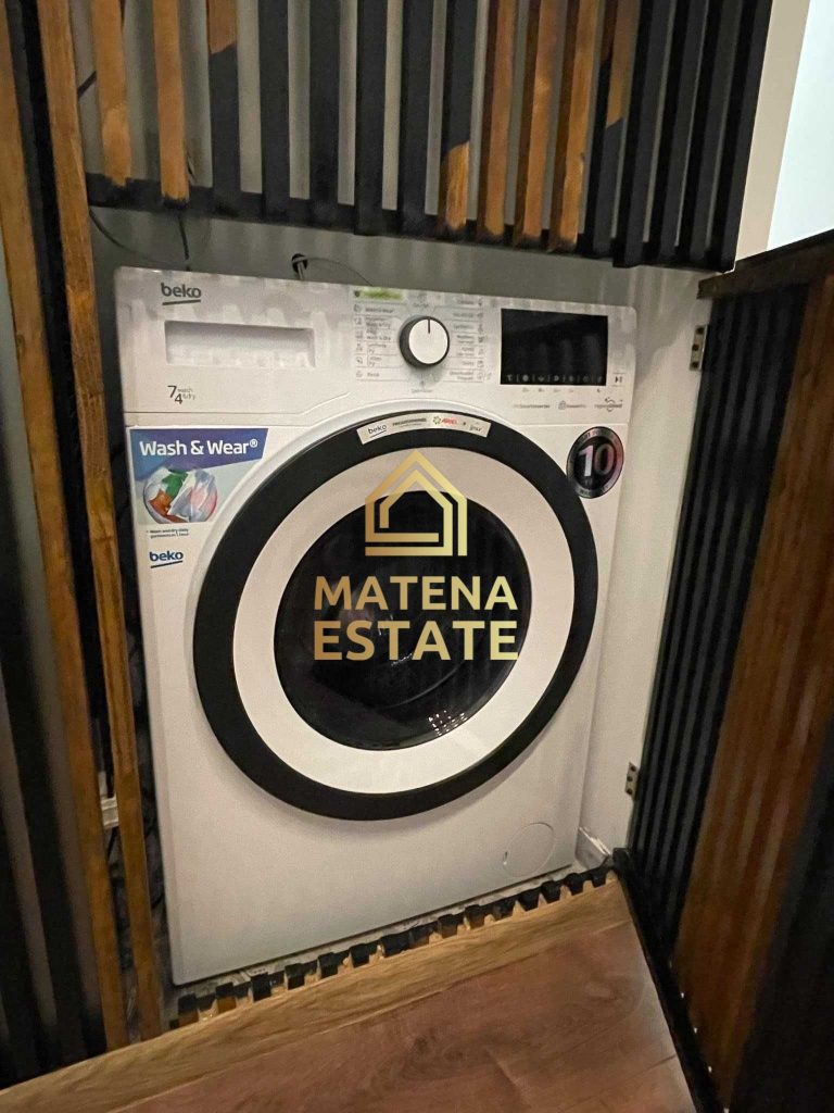 Луксозен едностаен апартамент в София, Център