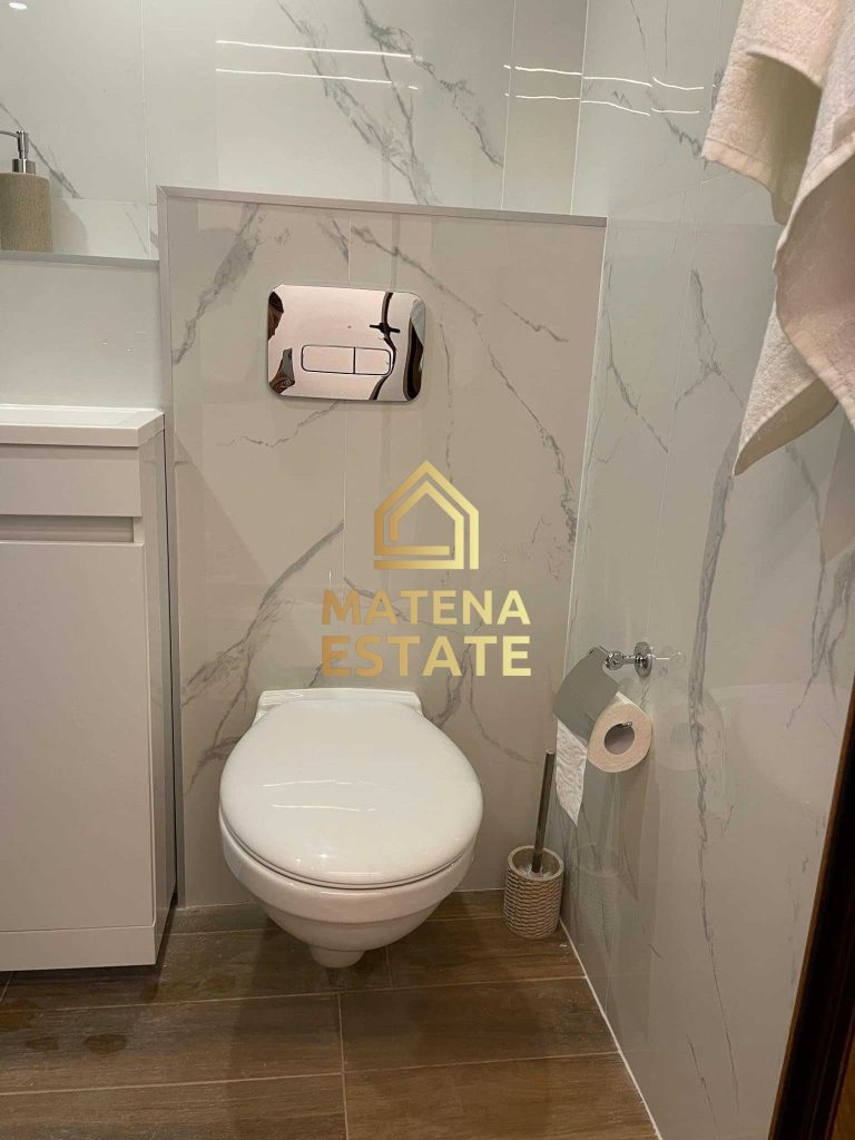 Луксозен едностаен апартамент в София, Център