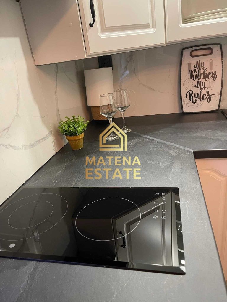 Луксозен едностаен апартамент в София, Център