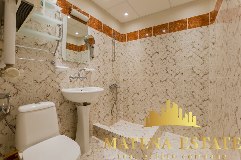 Продава се обзаведен тристаен апартамент , София, ж.к. Овча купел 1