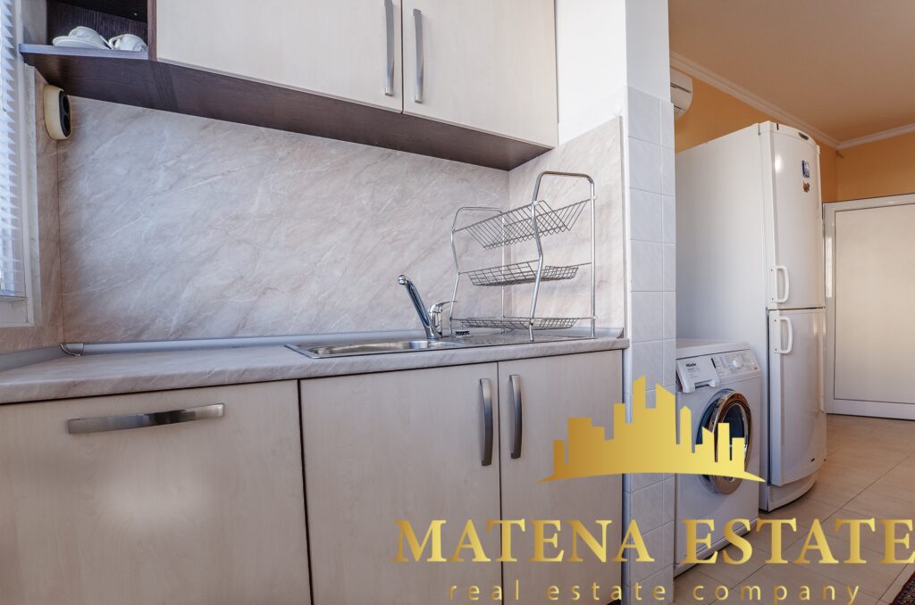 Продава се обзаведен тристаен апартамент , София, ж.к. Овча купел 1