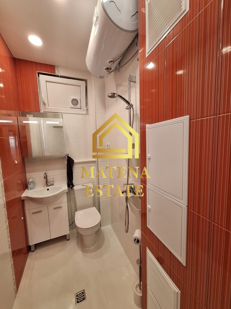 Тристаен апартамент под наем в София, Център