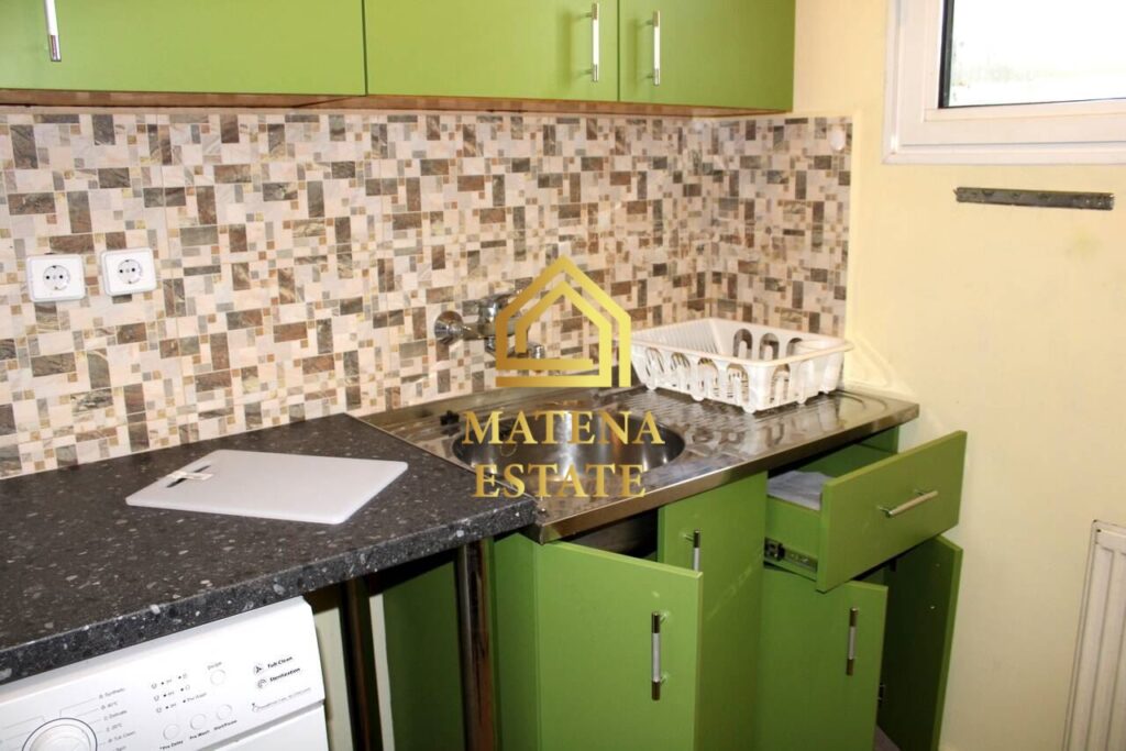 Едностаен апартамент под наем в кв. Света Троица, София