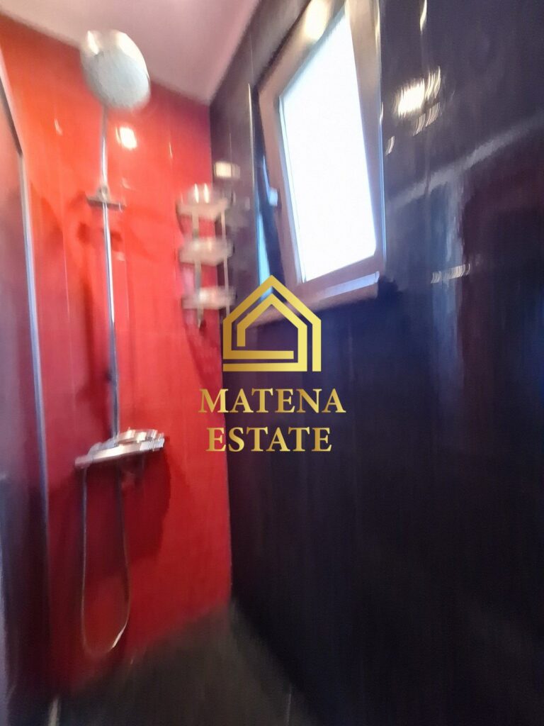 Два етажа от къща за продажба във Владая