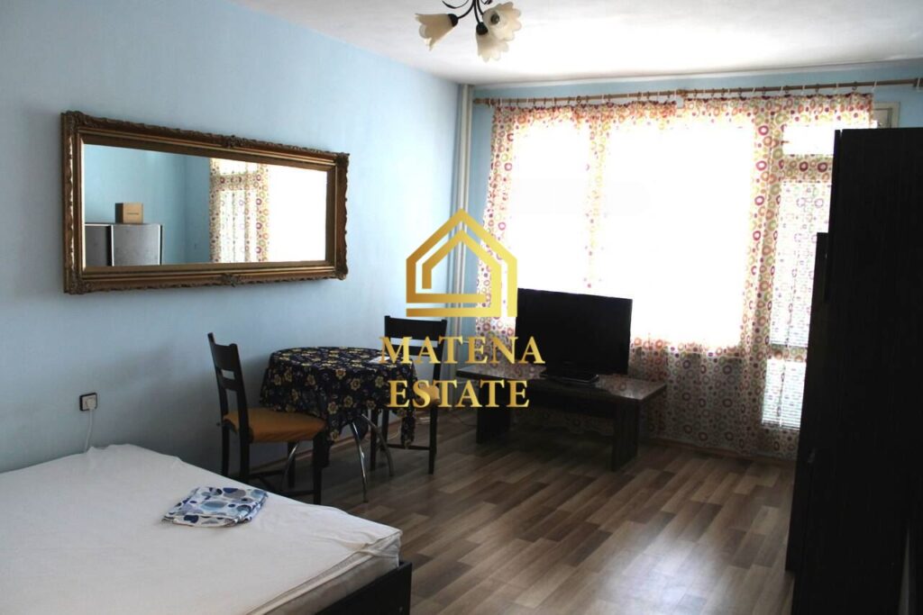 Едностаен апартамент под наем в кв. Света Троица, София