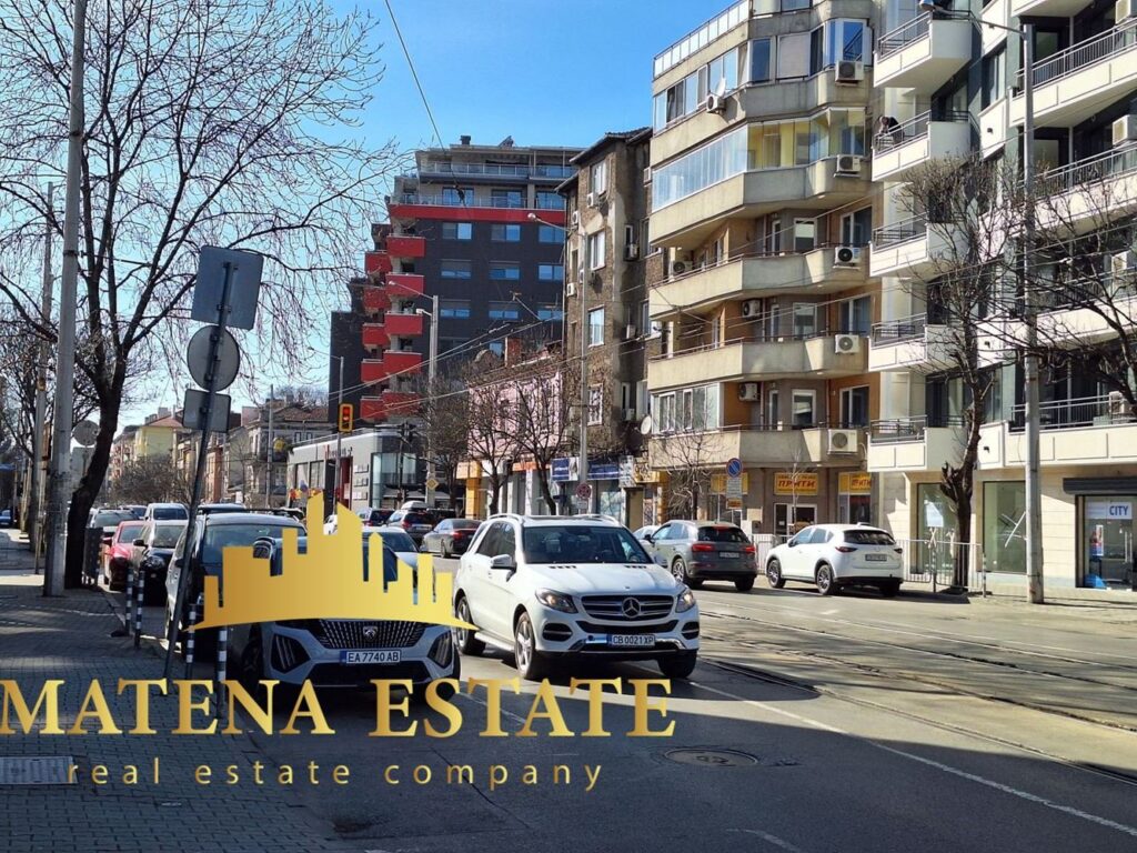 Магазин за продажба в централната част на София