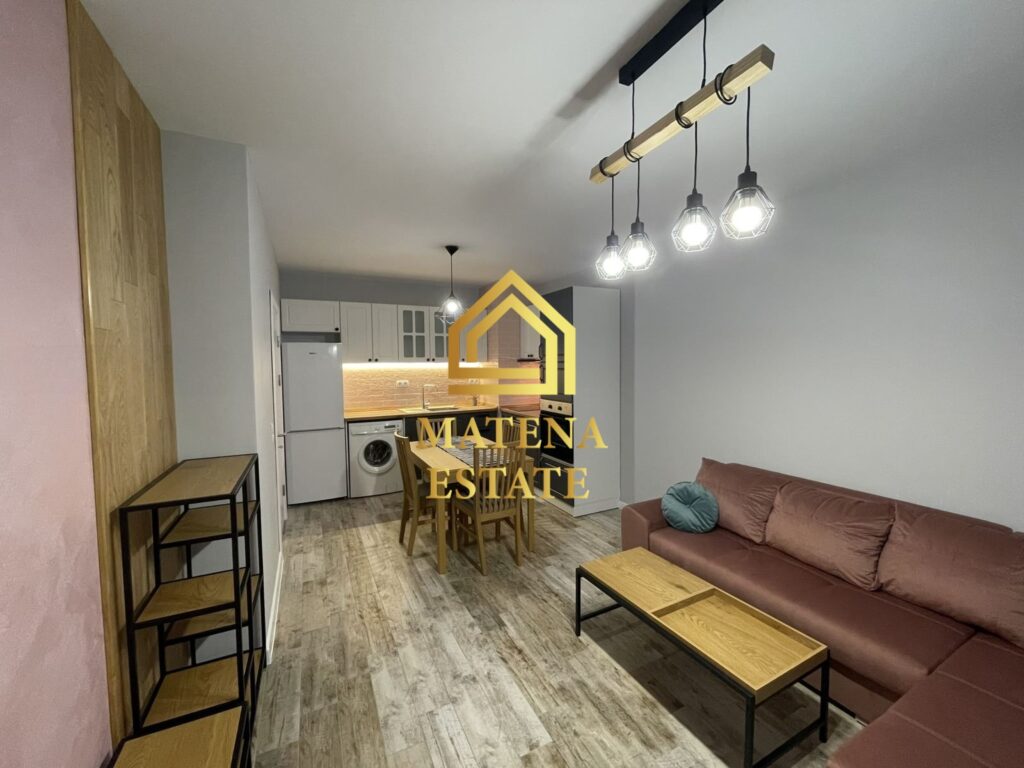 Двустаен апартамент под наем в Студентски град, София