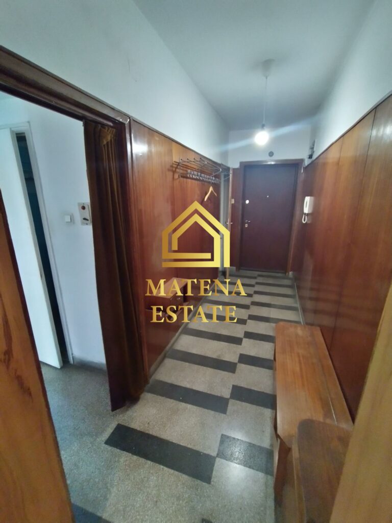 Тристаен апартамент за продажба в кв. Гео Милев, София