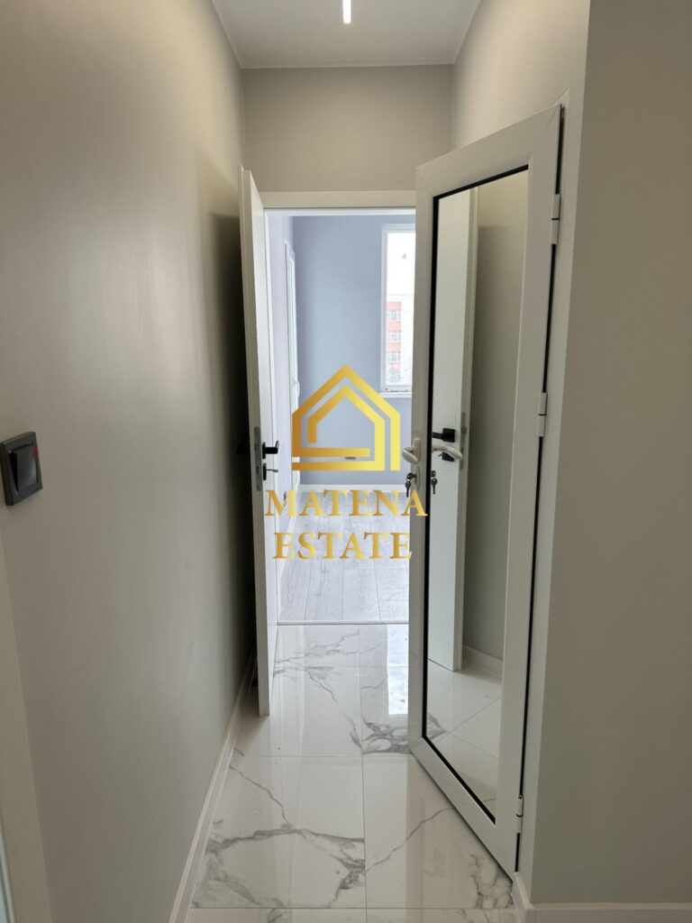 Двустаен апартамент за продажба в кв. Обеля 2, София