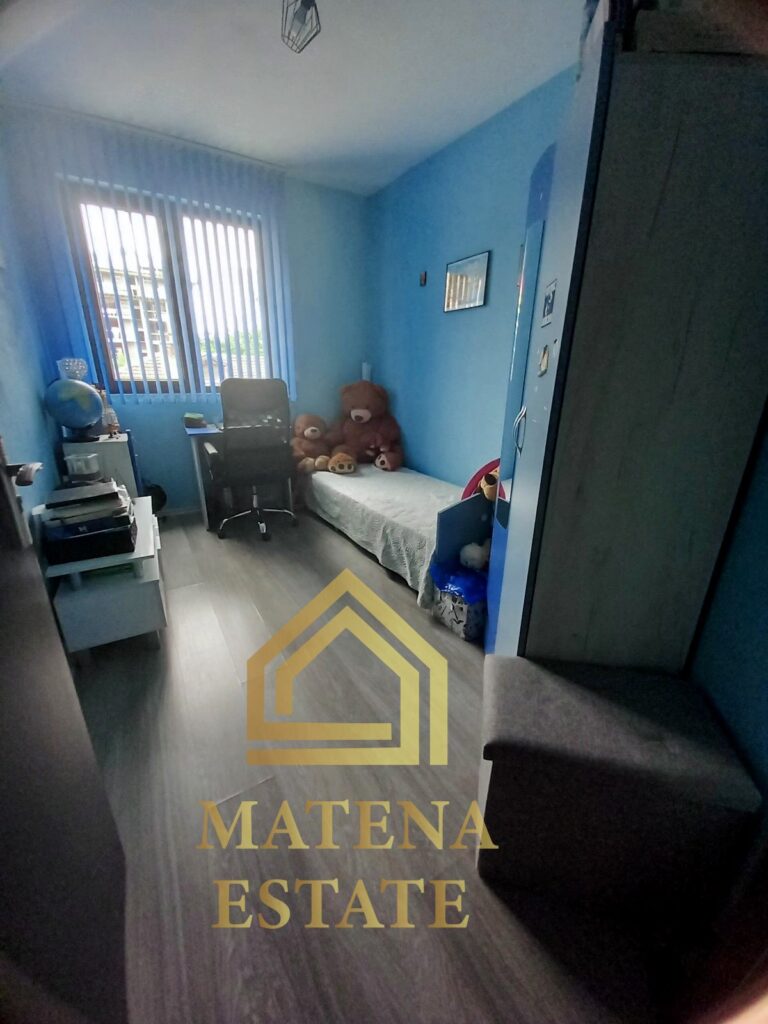 Продава се 70 кв.м. тристаен апартамент, София, Хаджи Димитър
