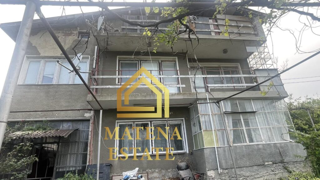 Продава къща  в гр. Варна. ж.к. Изгрев