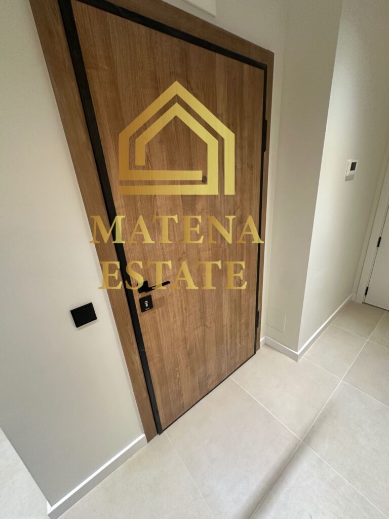 Тристаен дизайнерски апартамент под наем в комплекс Vitosha View, кв. Кръстова вад