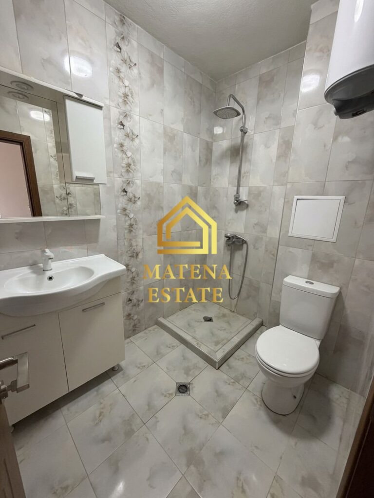 Двустаен апартамент за продажба в кв. Малинова долина, София