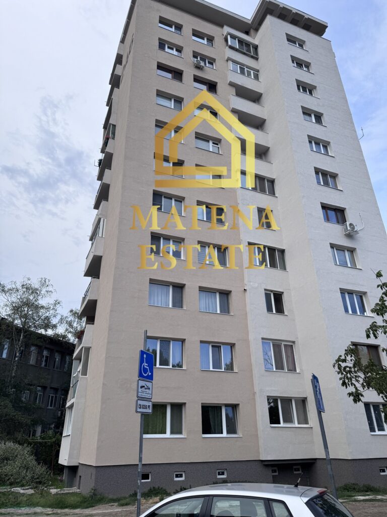 Светъл двустаен апартамент с панорамна гледка под наем в кв. Гео Милев