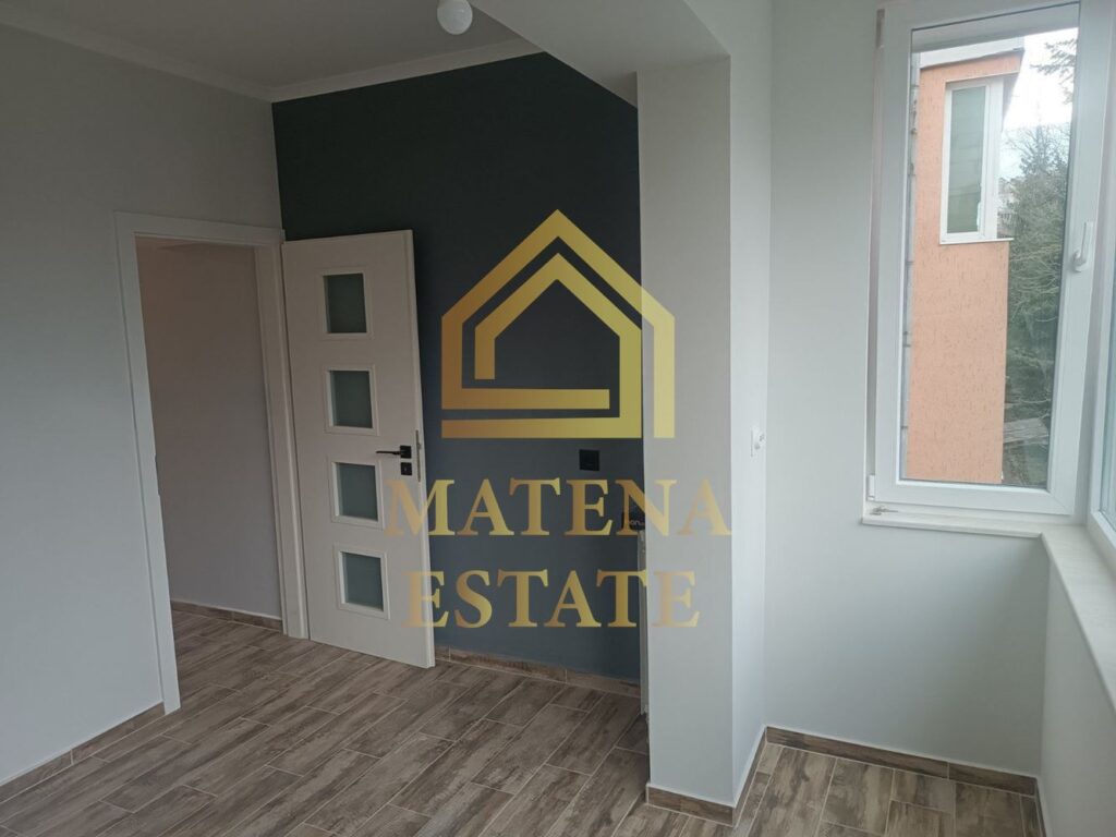 Тристаен апартамент за продажба в кв. Гоце Делчев, София
