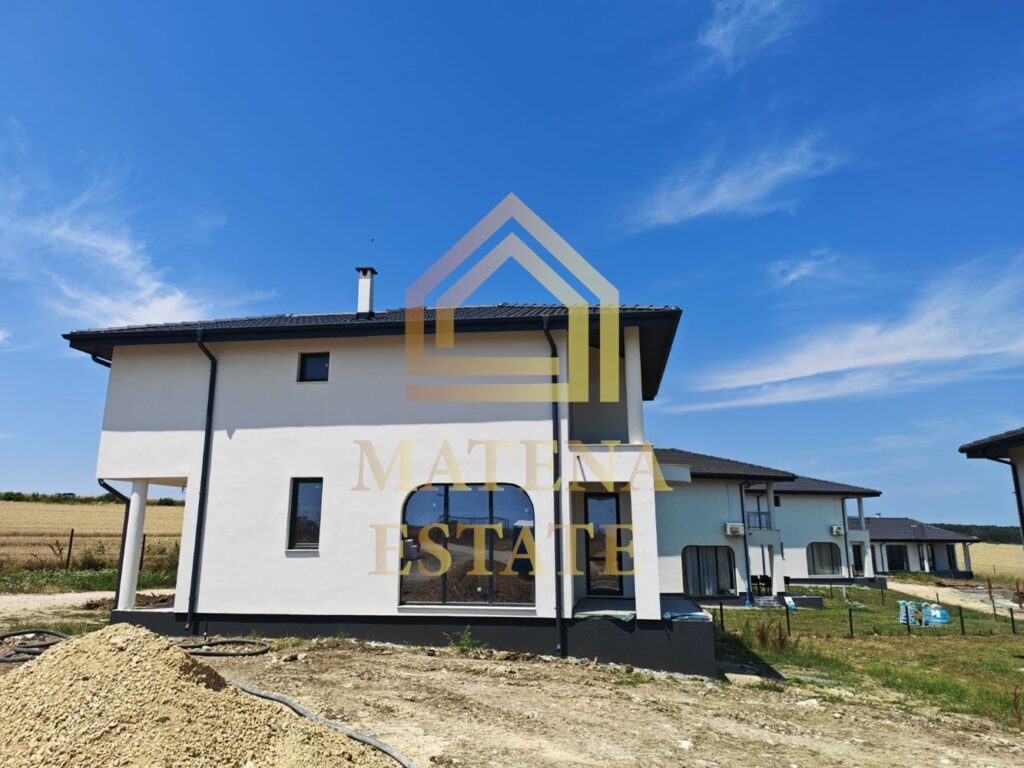 Продаваме къща в с. Кичево, обл. Варна